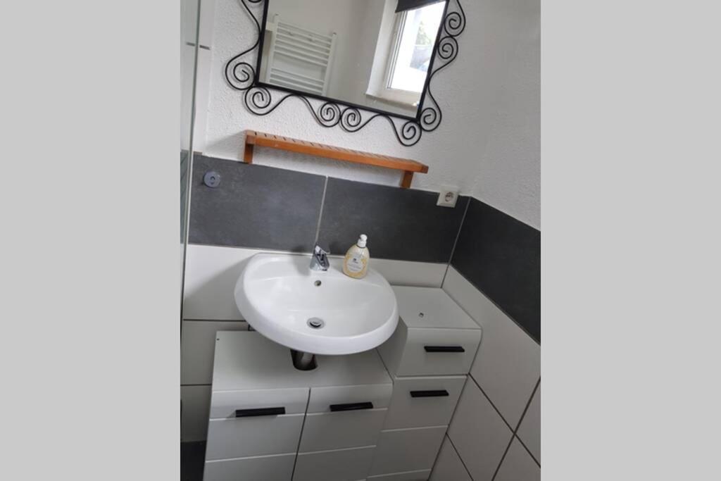 Schoene Wohnung In Karben - Rendel, Mit Freisitz Exteriér fotografie