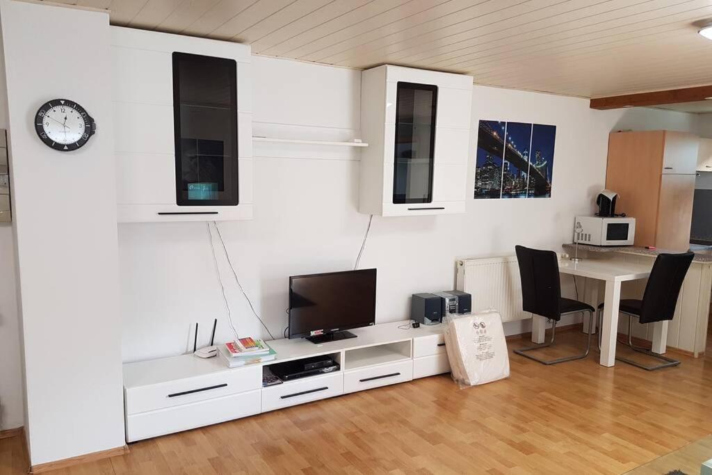 Schoene Wohnung In Karben - Rendel, Mit Freisitz Exteriér fotografie